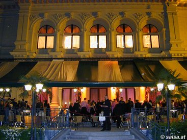 Wien: Salsaball - anklicken zum Vergr��ern - click to enlarge