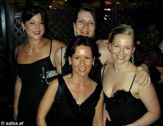 Wien: Salsaball - anklicken zum Vergr��ern - click to enlarge