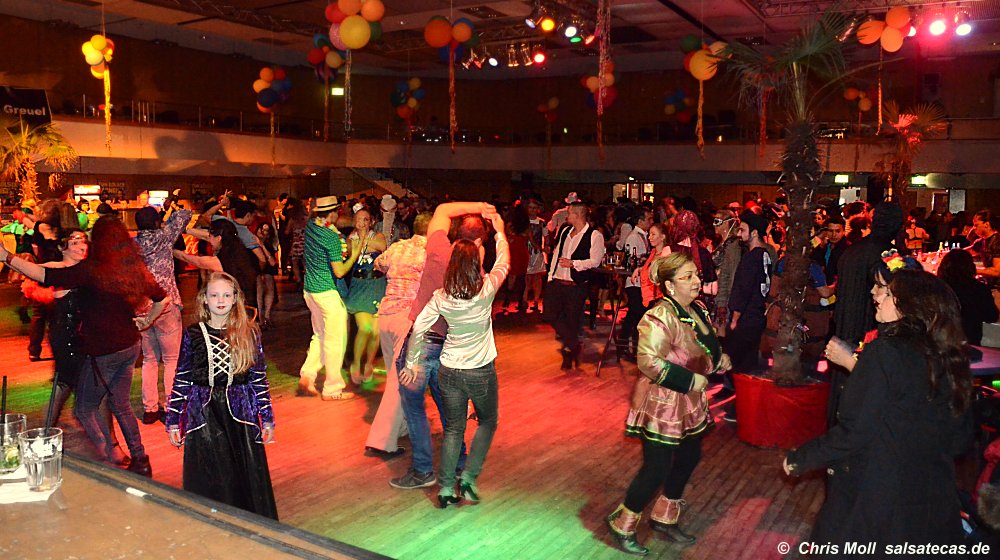 Karneval: Mundo Caribeno im Br&uuml;ckenforum