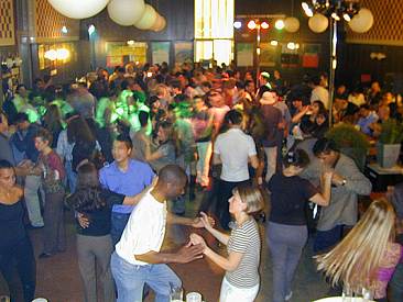 Salsa im Caf� der Kunsthalle in Bonn