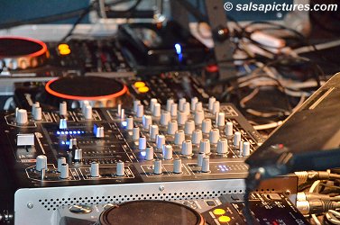 Salsa in Bonn: Mundo Caribeno im Br&uuml;ckenforum