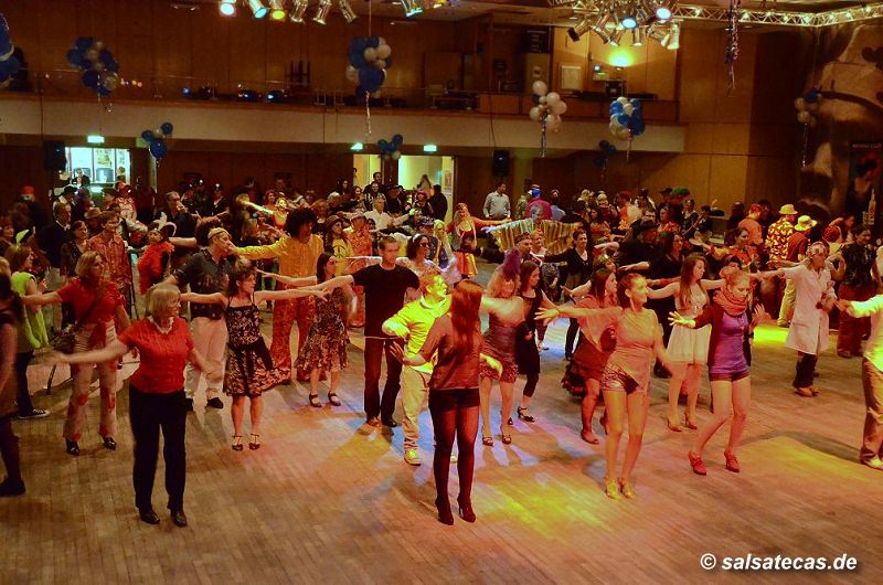 Salsa in Bonn: Carneval / Mundo Caribeno im Br&uuml;ckenforum