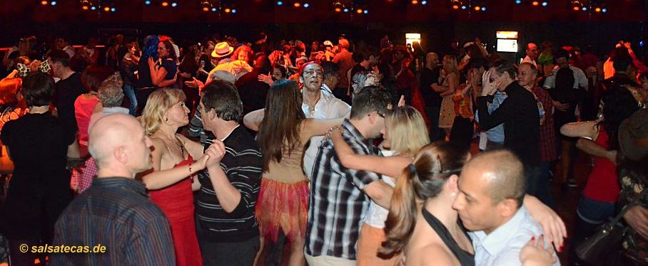 Salsa in Bonn: Carneval / Mundo Caribeno im Br&uuml;ckenforum