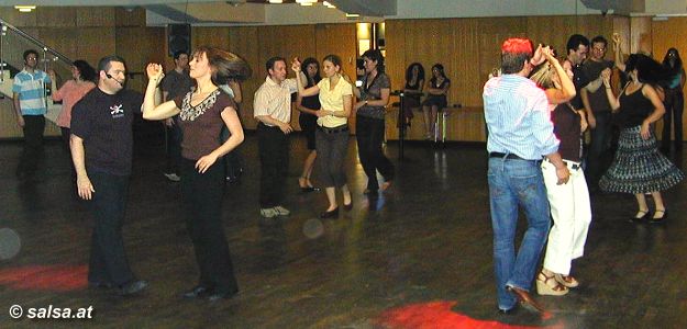 Salsa in Bonn: Mundo Caribeno im Br&uuml;ckenforum