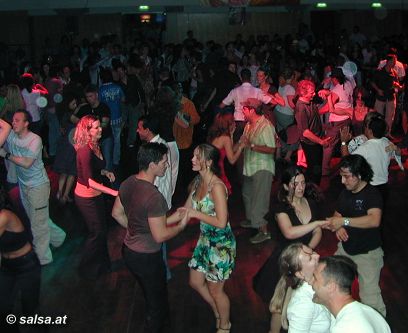 Salsa in Bonn: Mundo Caribeno im Br&uuml;ckenforum