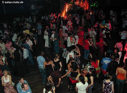 Salsa Bonn: Br&uuml;ckenforum