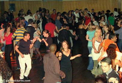 Salsa Bonn: Br�ckenforum