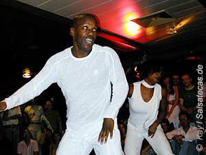 Salsaboot D�sseldorf