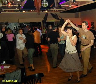 Salsaboot D�sseldorf