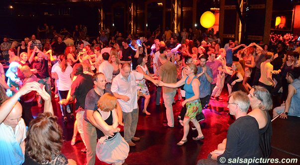 Salsa im Capitol (neben Tanzhaus NRW), D&uuml;sseldorf