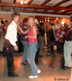 Salsa im TG 81 in D�sseldorf