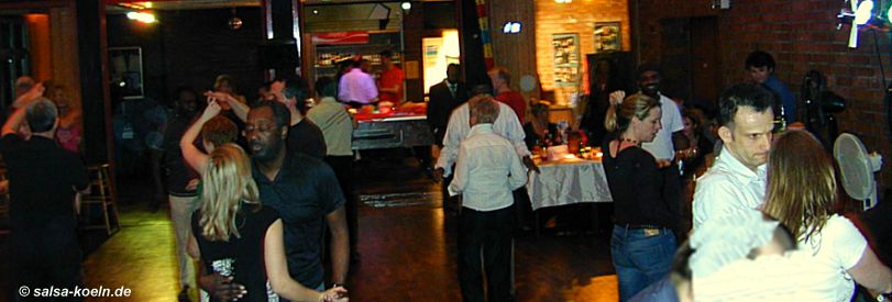 Salsa in Köln: Nonni Club