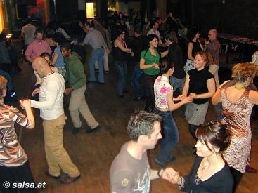 Salsa in Köln: Nonni Club