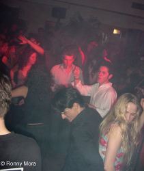 (zum Vergr�ssern anklicken, mit ALT+F4 schliessen - click to enlarge)