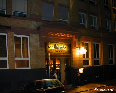 Salsa in Esslingen bei Stuttgart: Joe Pe&ntilde;as