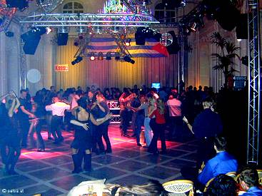 Salsa im Alten Kurhaus (anklicken zum Vergrößern, mit ALT+F4 wieder schliessen)
