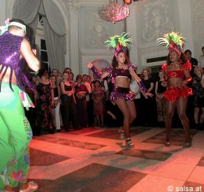 Salsa in der Redoute in Bonn - anklicken zum Vergrößern - click to enlarge