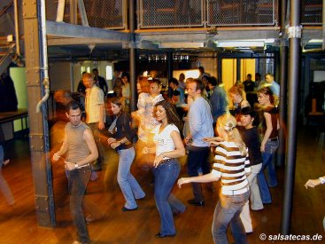 Salsa in Nrtingen bei Stuttgart: Schlachthofbru